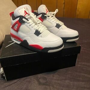 Jordan retro 4